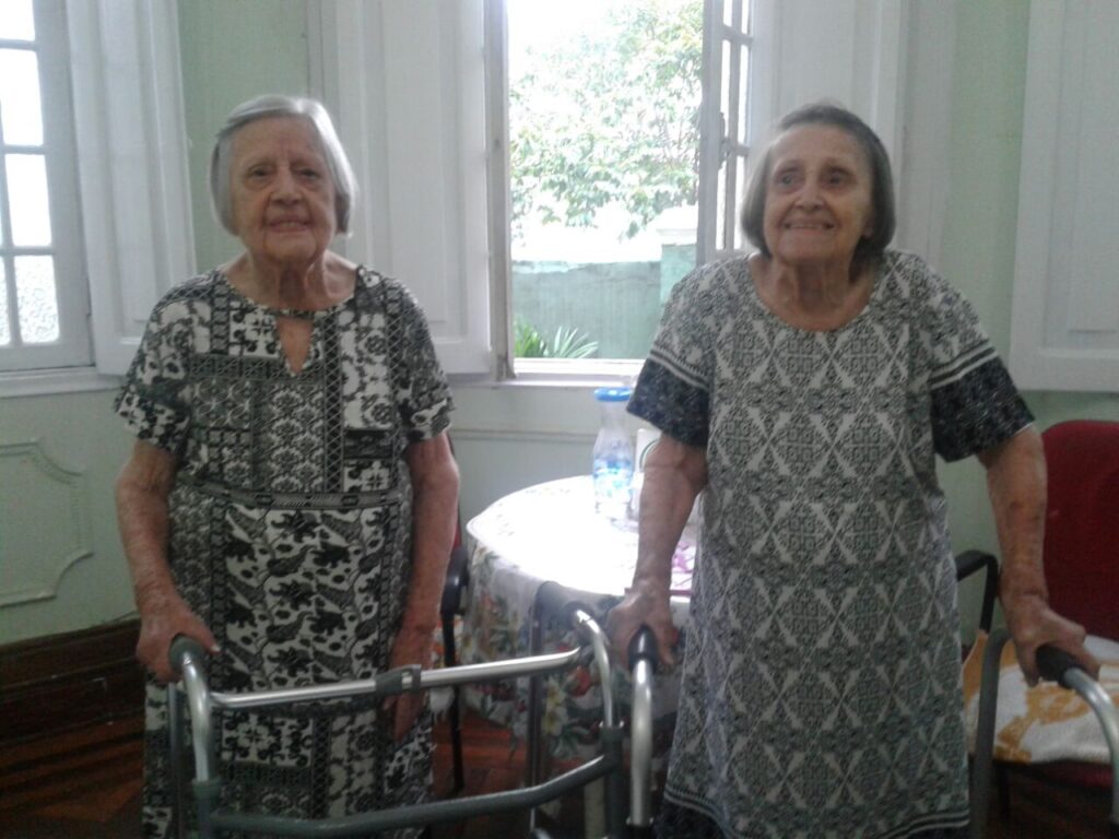 Graçia dos Santos Pinto (left) and Rosa Santos (right)